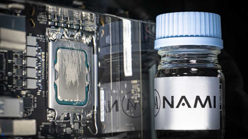 應用於人工智能伺服器及高性能電腦冷卻系統的NAMI-SUPERTHERM浸沒式冷卻液