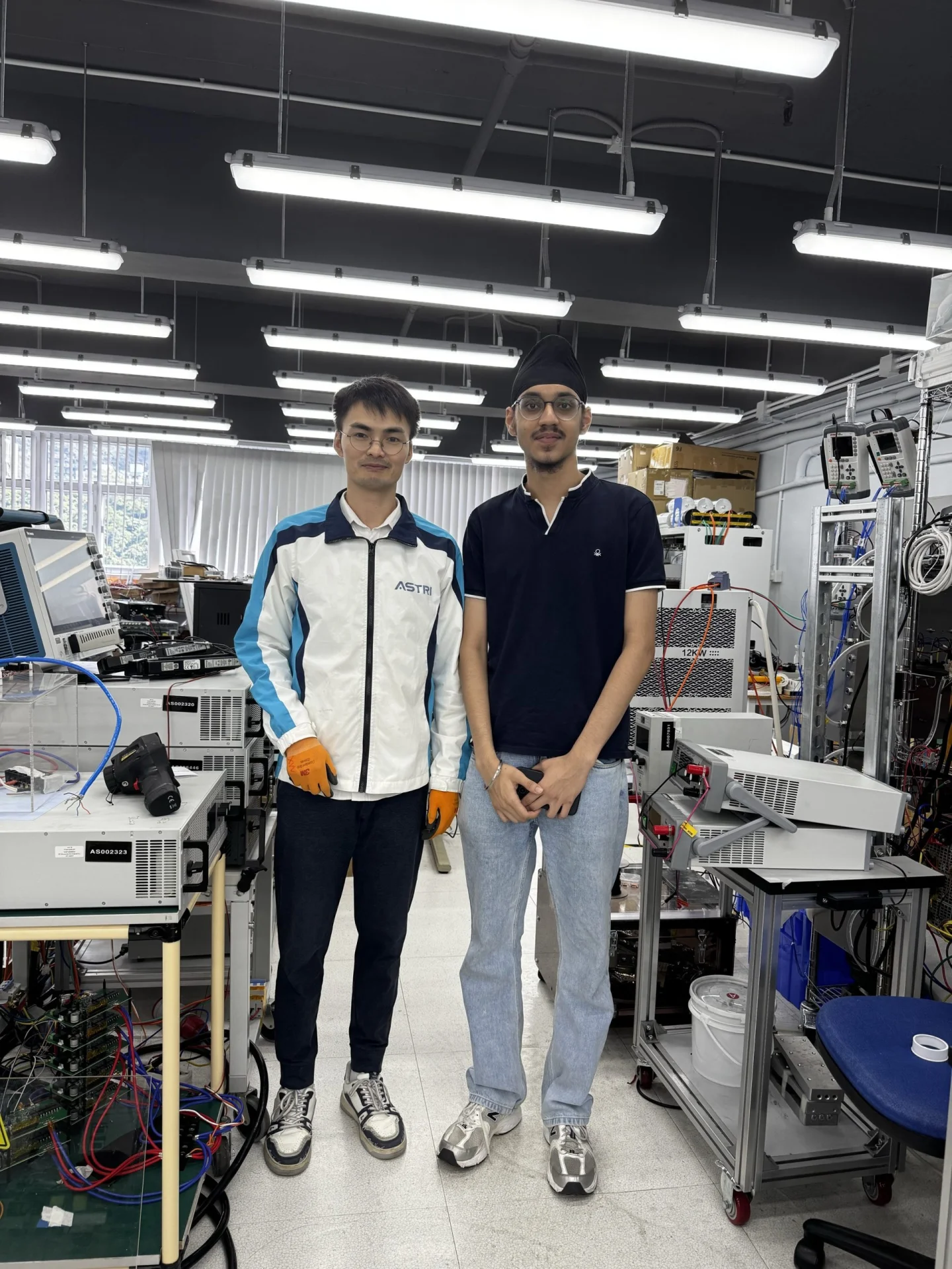 Darshbir Singh Kohli (right) and his mentor Dr Manxin Chen (left)