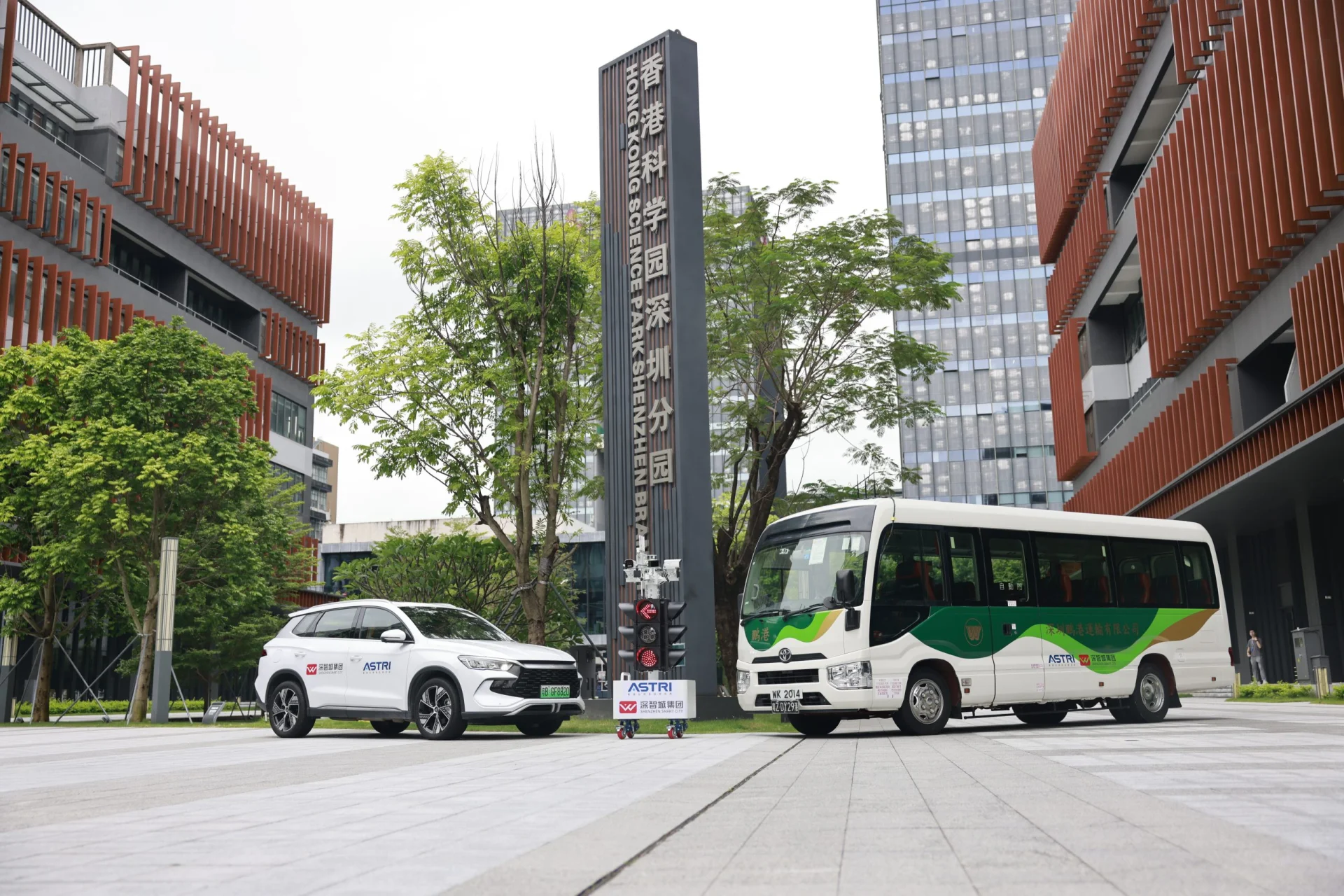 跨境智慧網聯自動駕駛河套啟動測試